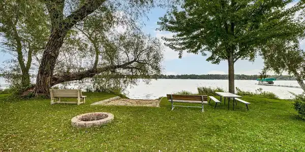 5282 W Lake Beach Court