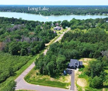 27532 Dahlia Street NW