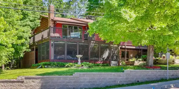 3188 Tuxedo Boulevard