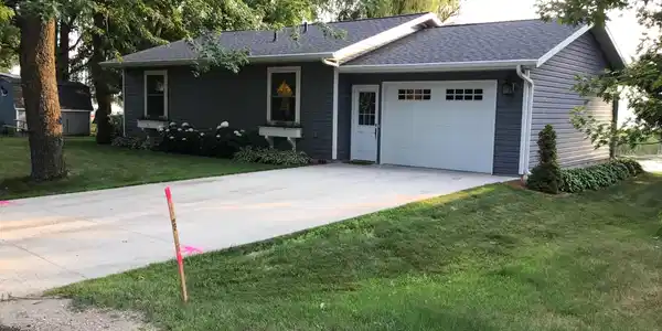 2892 County Road 38 NE