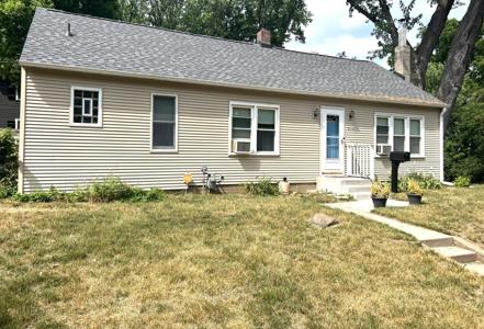 518 Burlington E
