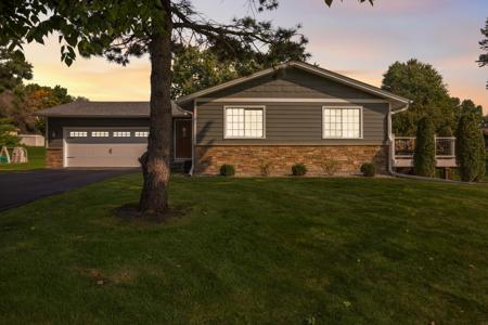 17252 Weaver Lake Drive