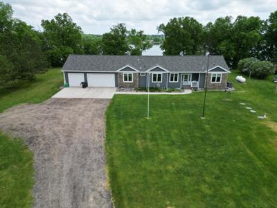 36074 Long Shore Trail