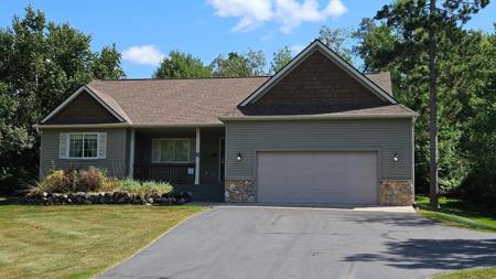 24719 Cove Trail