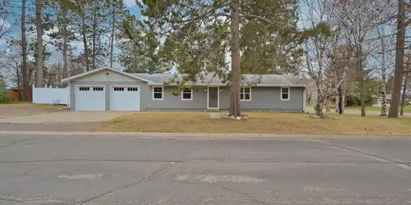 501 SE 9th Avenue