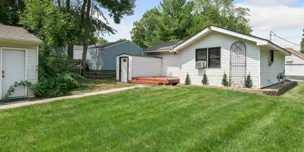 5032 Crestview