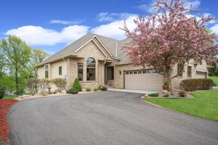 2098 Lake Augusta