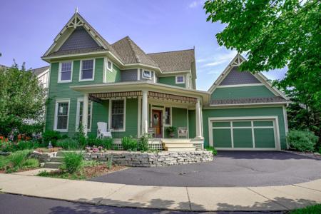 153 Rutherford