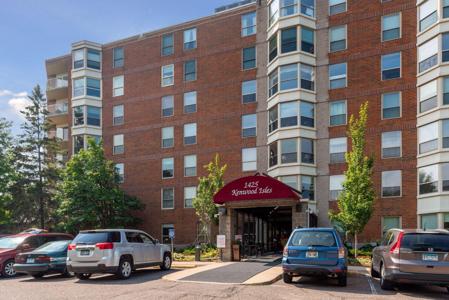 1425 W 28th Street