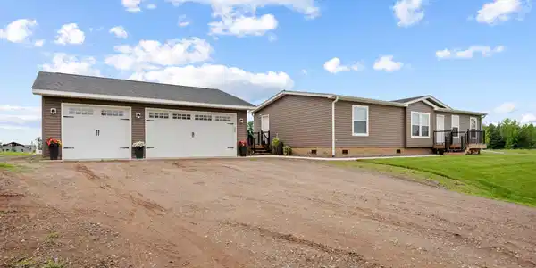 16536 Hook Circle