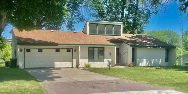 757 Des Moines Drive