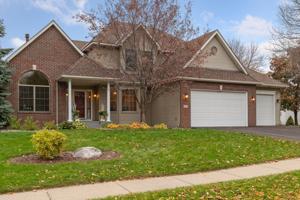 990 Lake Susan Hills