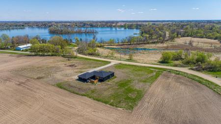 20355 Cedar Lake Trail