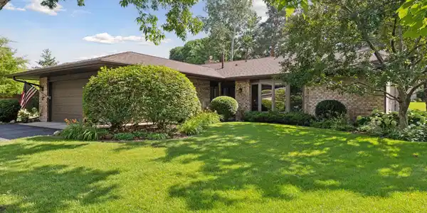 97 Inland Lane N