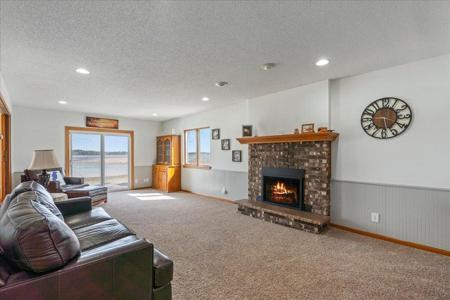 6286 Highland Scenic Road