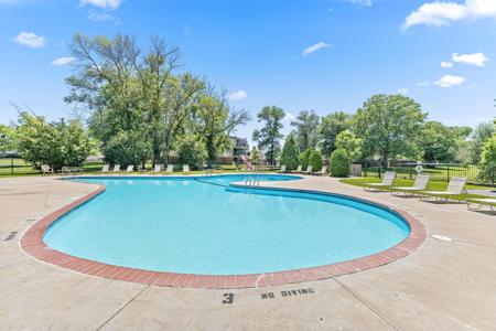 4465 Trenton Lane N