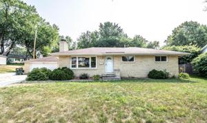8831 Knox S