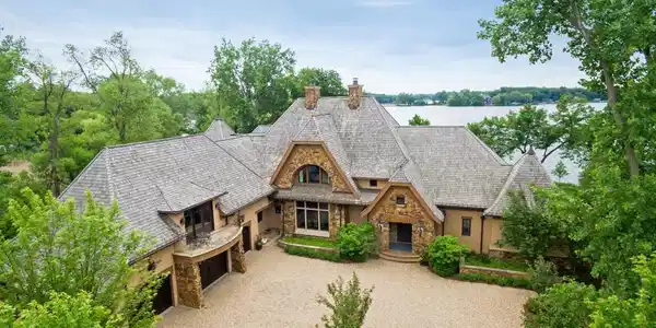 640 Locust Hills Drive