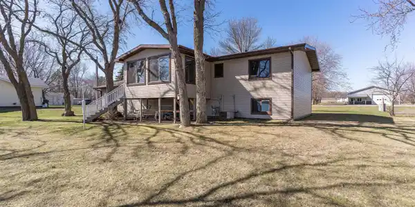 23070 Oak Leaf Lane