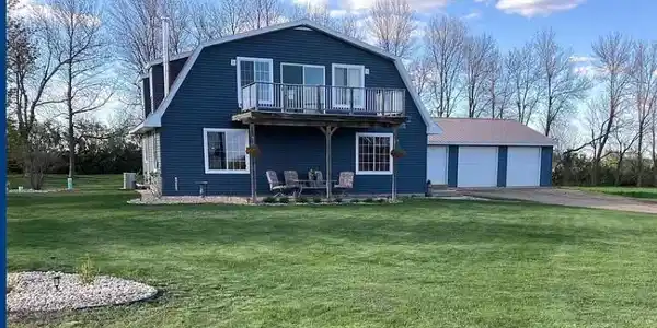 24 Lime Lake