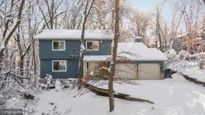 417 Birchwood Courts