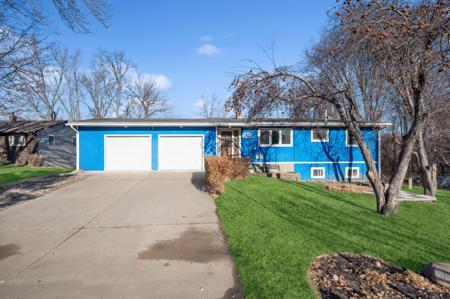 409 Riverview