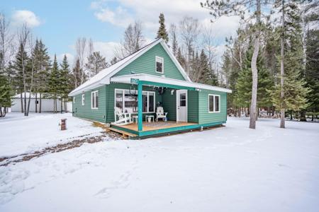 1346 White Lake