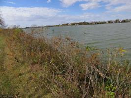 840 Lake