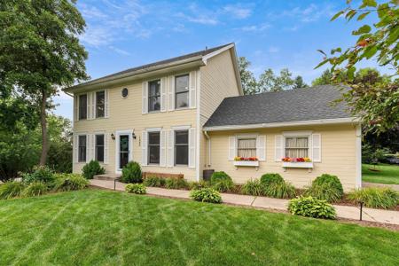 1389 Camelback Drive