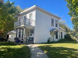800 Lake NW