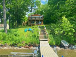 3297 Vista Road