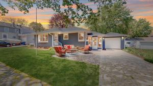 216 Irving