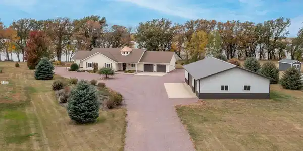 15 Schafer Shore