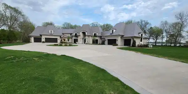 3017 North Shore