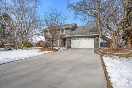 2700 Hawthorne