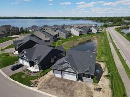 7251 Lavalle