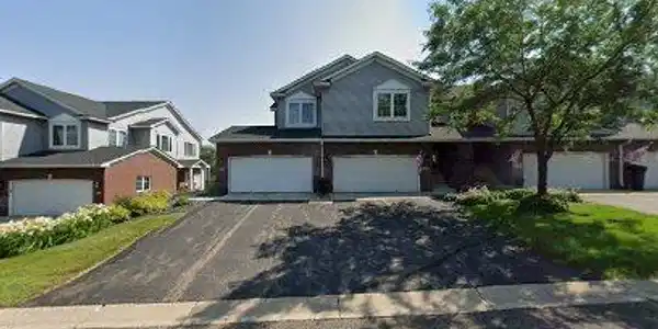 3489 Bay Knolls NW