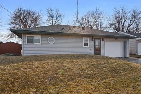 17087 Dickenson