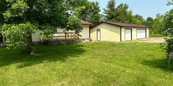 36082 437th Lane