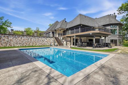 1000 Old Crystal Bay Road S
