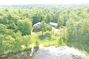 1810 Cozy Lodge Drive NE