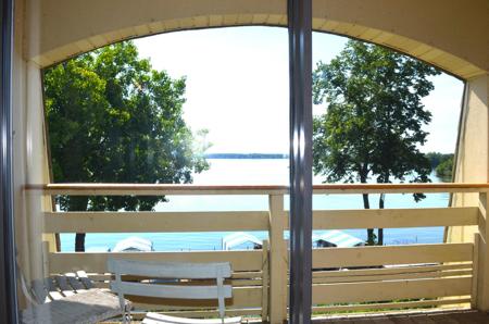 4379 Wilshire Boulevard