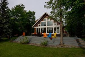 7665 Partridge Point Drive NE