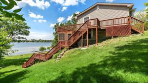 2445 Kimball NW