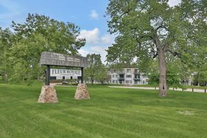 183 Little Canada E