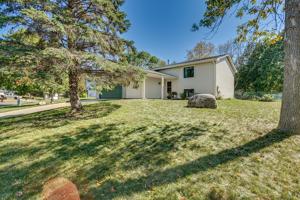5619 Lost Horizon SE