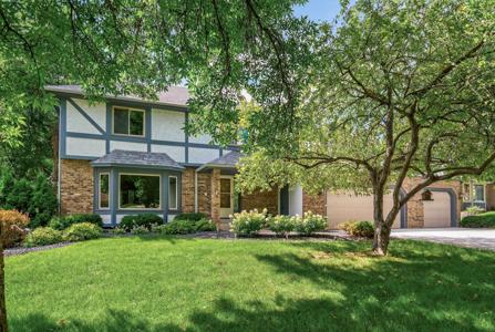 8887 Dallas Lane N
