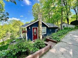 6687 Deerwood