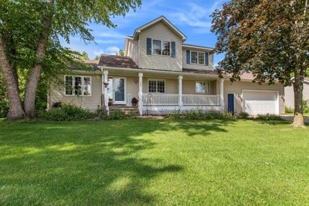 7049 Cottonwood