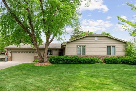 4535 Magnolia Lane N